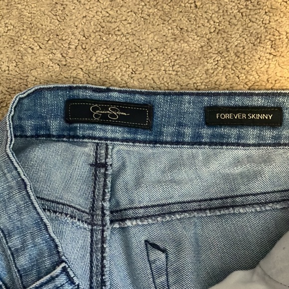 Jessica Simpson light wash jeans - Picture 4 of 5